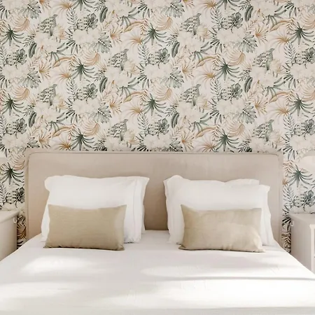 Soft Living With Balcony Cascais