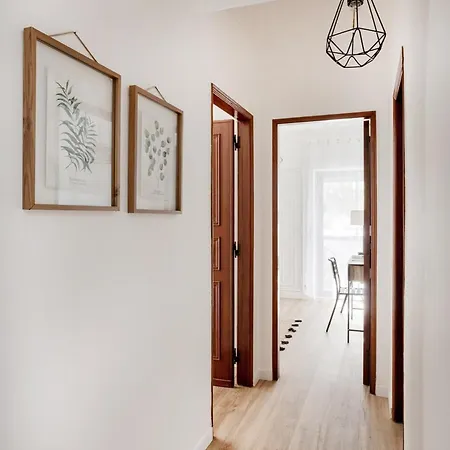 Soft Living With Balcony Appartement