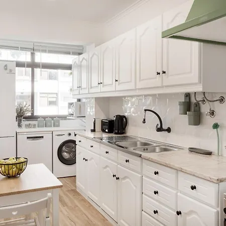 Soft Living With Balcony Appartement