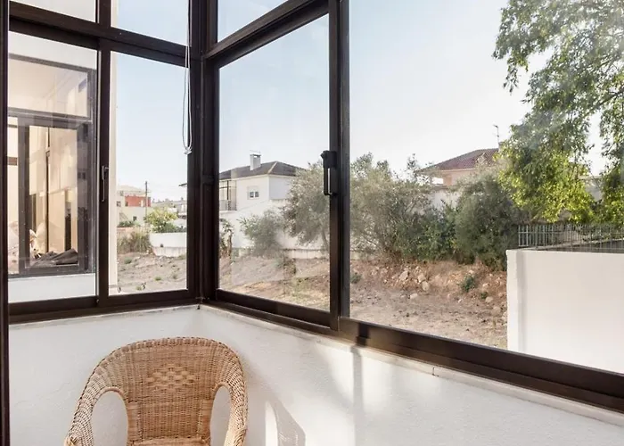 Soft Living With Balcony Cascais