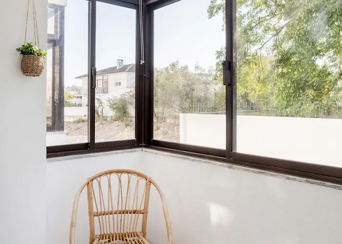 Soft Living With Balcony Cascais