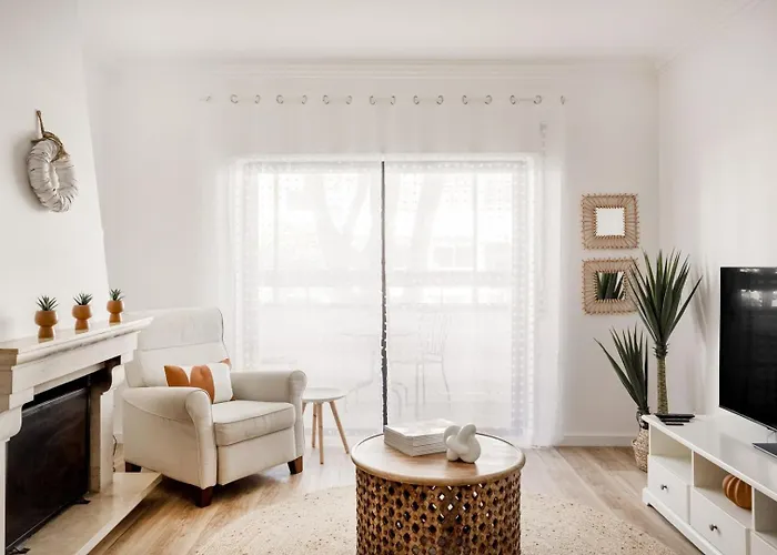 Soft Living With Balcony * Cascais