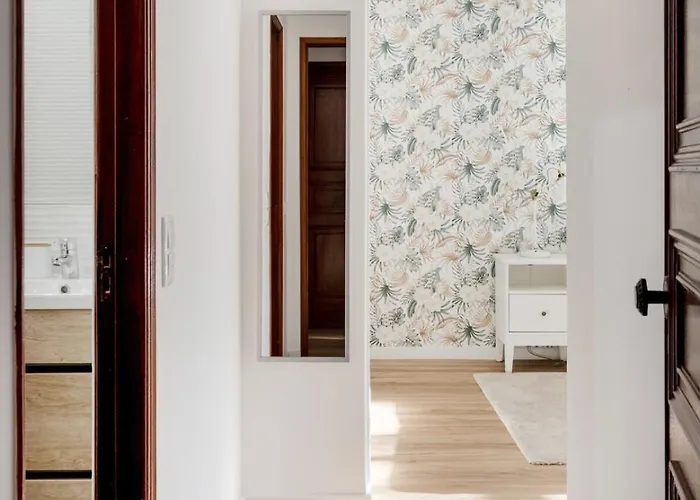 Soft Living With Balcony Appartement