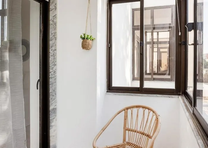 Soft Living With Balcony * Cascais