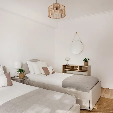 Soft Living With Balcony * Cascais
