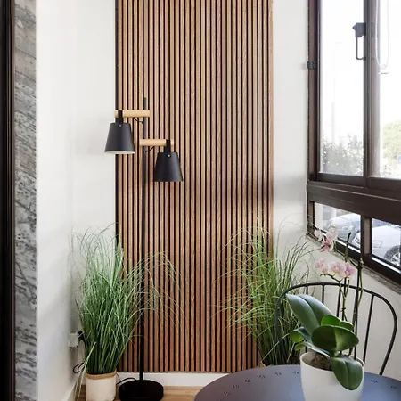 Apartment Soft Living With Balcony *