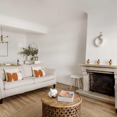 Soft Living With Balcony * Cascais