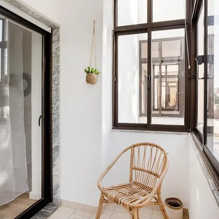 Soft Living With Balcony * Cascais