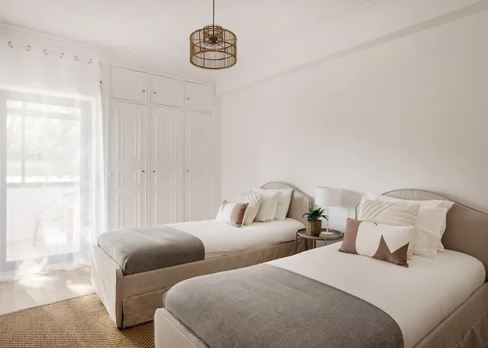 Soft Living With Balcony Apartman